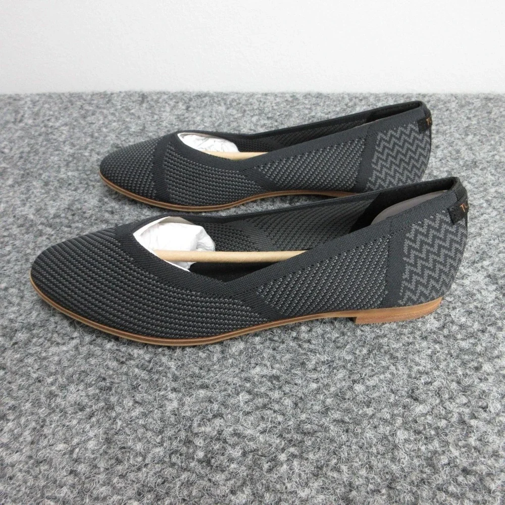 TOMS Shoes Womens Size 7.5 Black Jutti Neat Chevron Knit Pointed Flats REPREVE